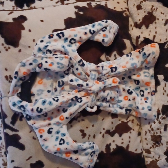 WONDER NATION 3T BATH ROBE, TWO FRONT POCKETS, TIES IN FRONT. - Picture 1 of 6